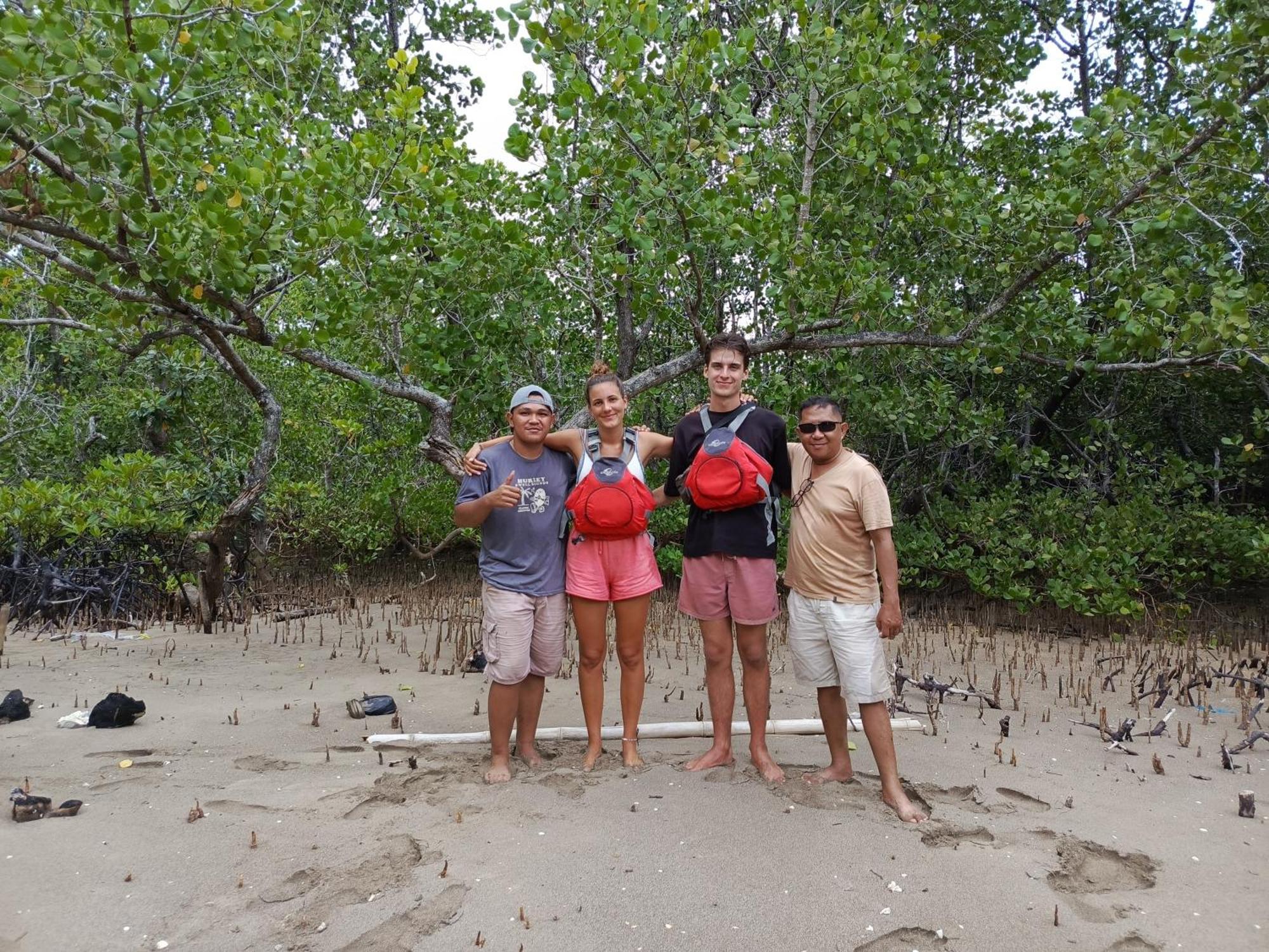 Pondok Wisata Noah Likupang Kültér fotó